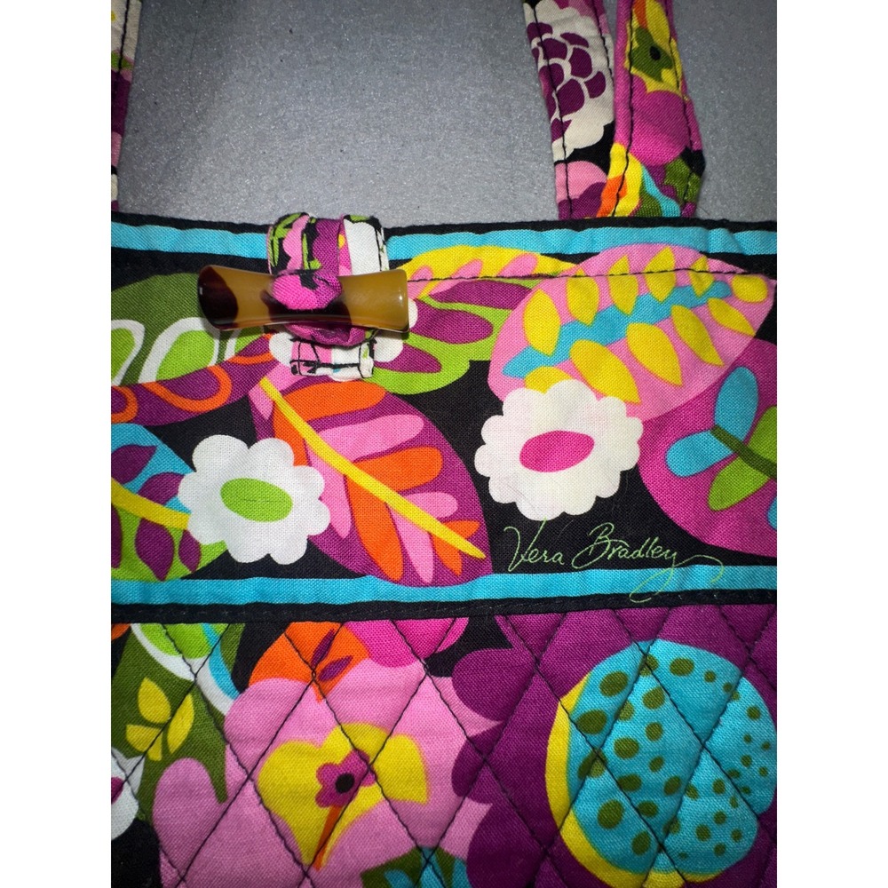 Vera Bradley Rhythm and Blues Floral Quilted Cotton Tote Shoulder Bag Toggle - Picture 2 of 10